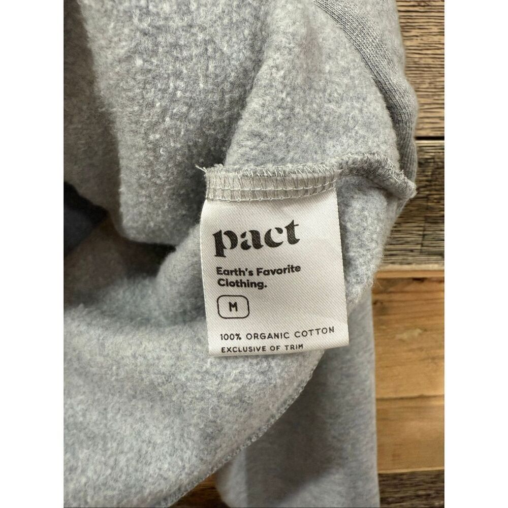 Pact Watercolor Hearts Crew Sweatshirt in heather grey size Medium - Picture 4 of 7